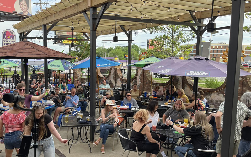 Miguel's renovated patio with live band